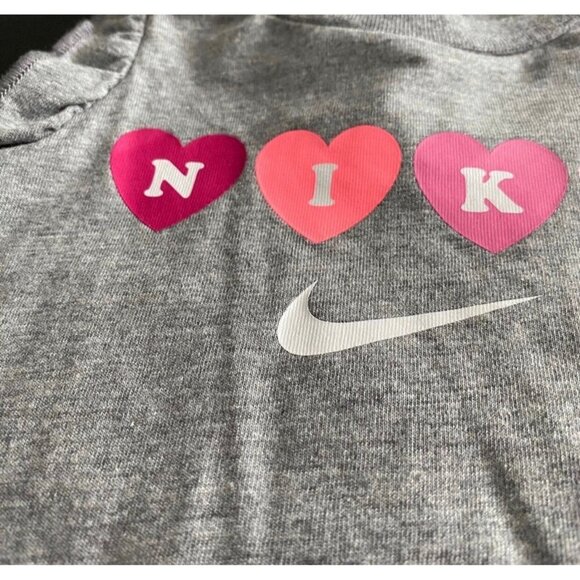 NWT Nike Flutter Sleeve Shortie Romper Baby Girls size 6M - Picture 2 of 3